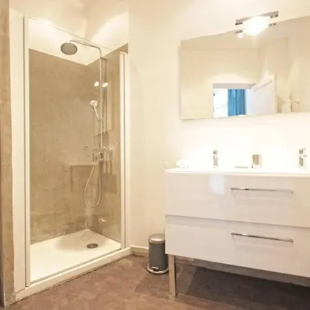 Apartment Face Aux Plages La Croisette - Apt 2 Chambres *